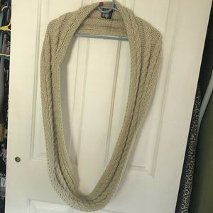 Knit infinity scarf